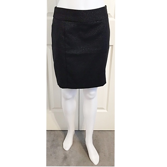 NWOT, Cynthia Rowley Black Printed Pencil Skirt - Picture 2 of 7